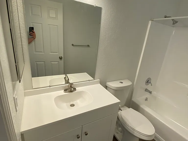 13192 Navajo Rd #3 — Photo 34