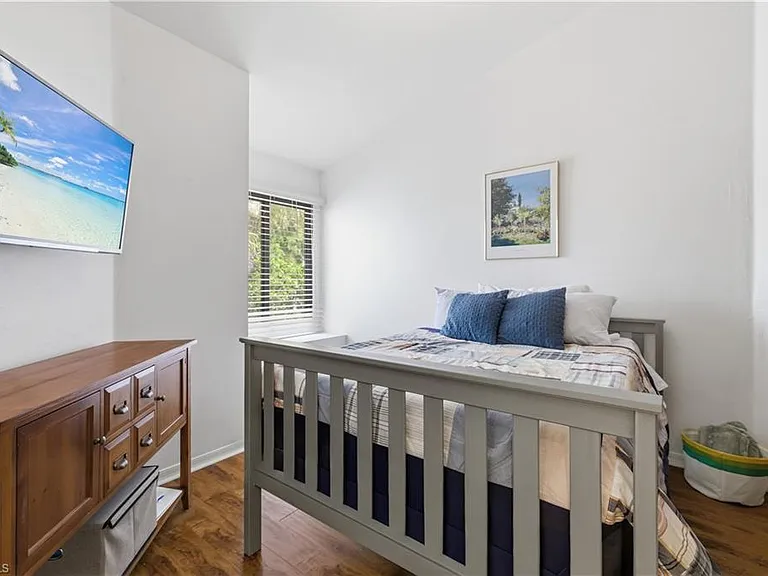 27119 Oakwood Lake Dr — Photo 16
