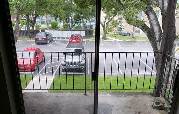 3rd image of 10738 N Kendall Dr APT K14