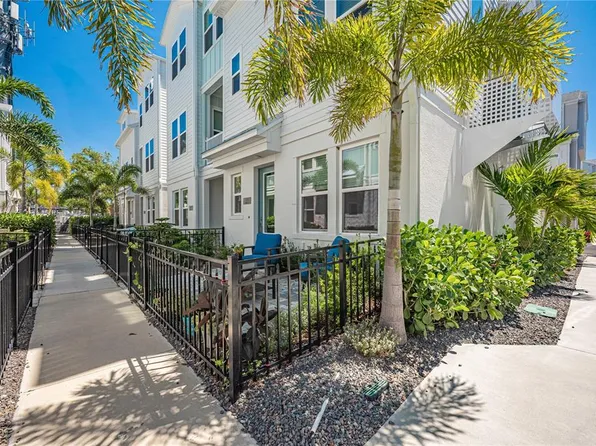 2400 EZZELL COURT, SARASOTA, FL 34237