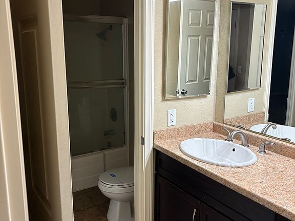 5th image of 9189 Village Glen Dr Unit 253