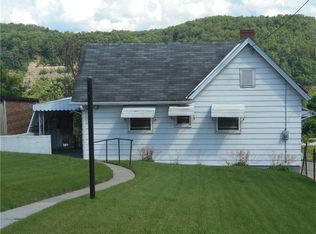 114 S Mellon Ave, Donora, PA 15033