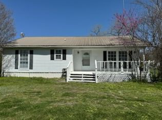 2104 Gilmer St, Caddo Mills, TX 75135