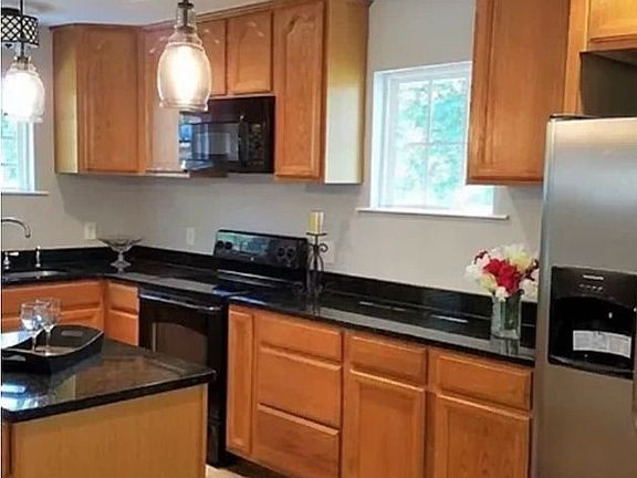 2nd image of 519 Granite Ridge Pl