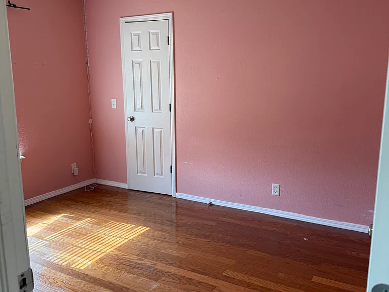 11705 S Fir Ave — Photo 11