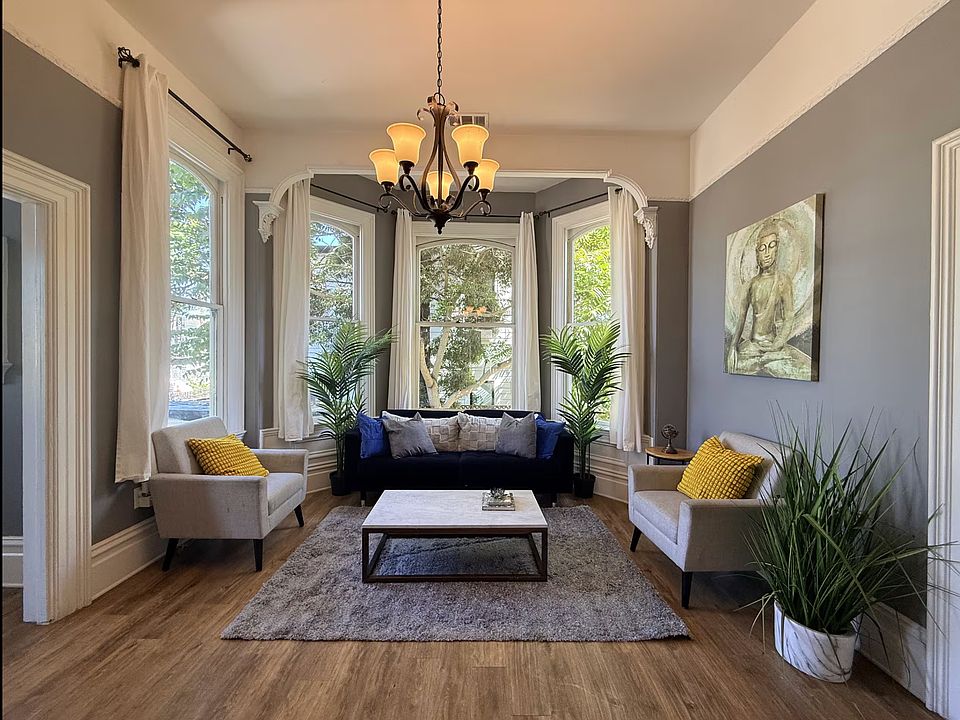 1st image of 1685 12th St #2