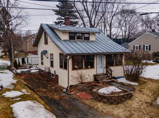 25 Pleasantdale Ave, Waterville, ME 04901