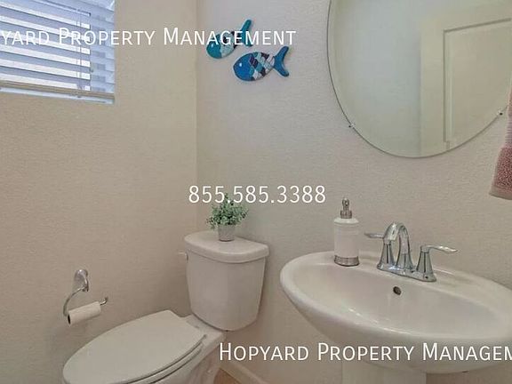 5th image of 215 Siderno Ct