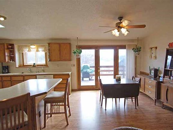 3rd image of E2581 Club House Dr