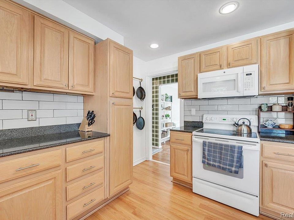 3136 Parker Dr, photo 14