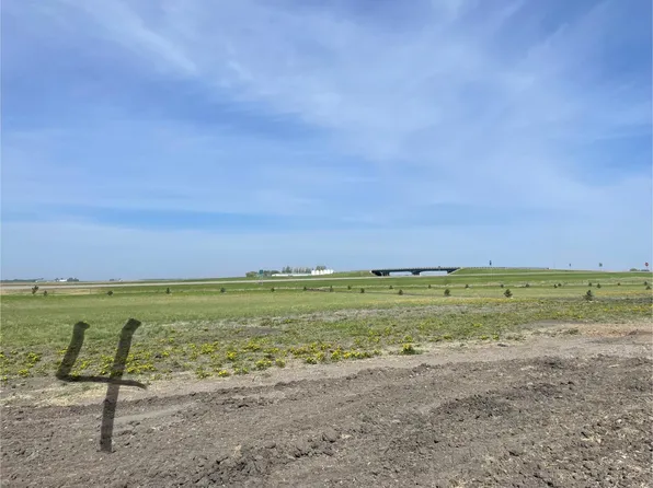 4 County Line, Grandin, ND 58038