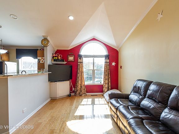 2nd image of 144 Allerton Dr #144
