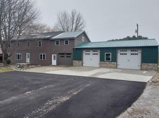 9631 Byron Rd, Howell, MI 48855