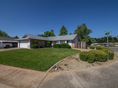 1695 Canter Ct, Redding, CA, 96002