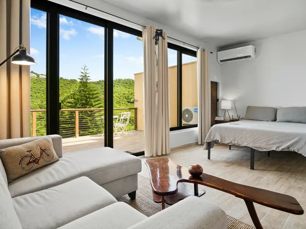 1302 Fairway Vlg, Saint Thomas, VI 00802