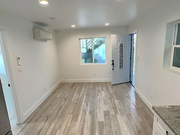 5th image of 334A Orchard Ave