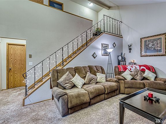 4th image of 7096 Bayview Dr SE