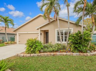 9030 SW Caprice Cir, Stuart, FL 34997