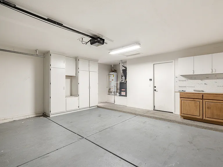 7936 W Taro Ln — Photo 26