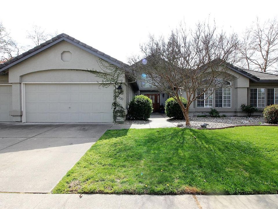 1st image of 7700 Heredia Dr