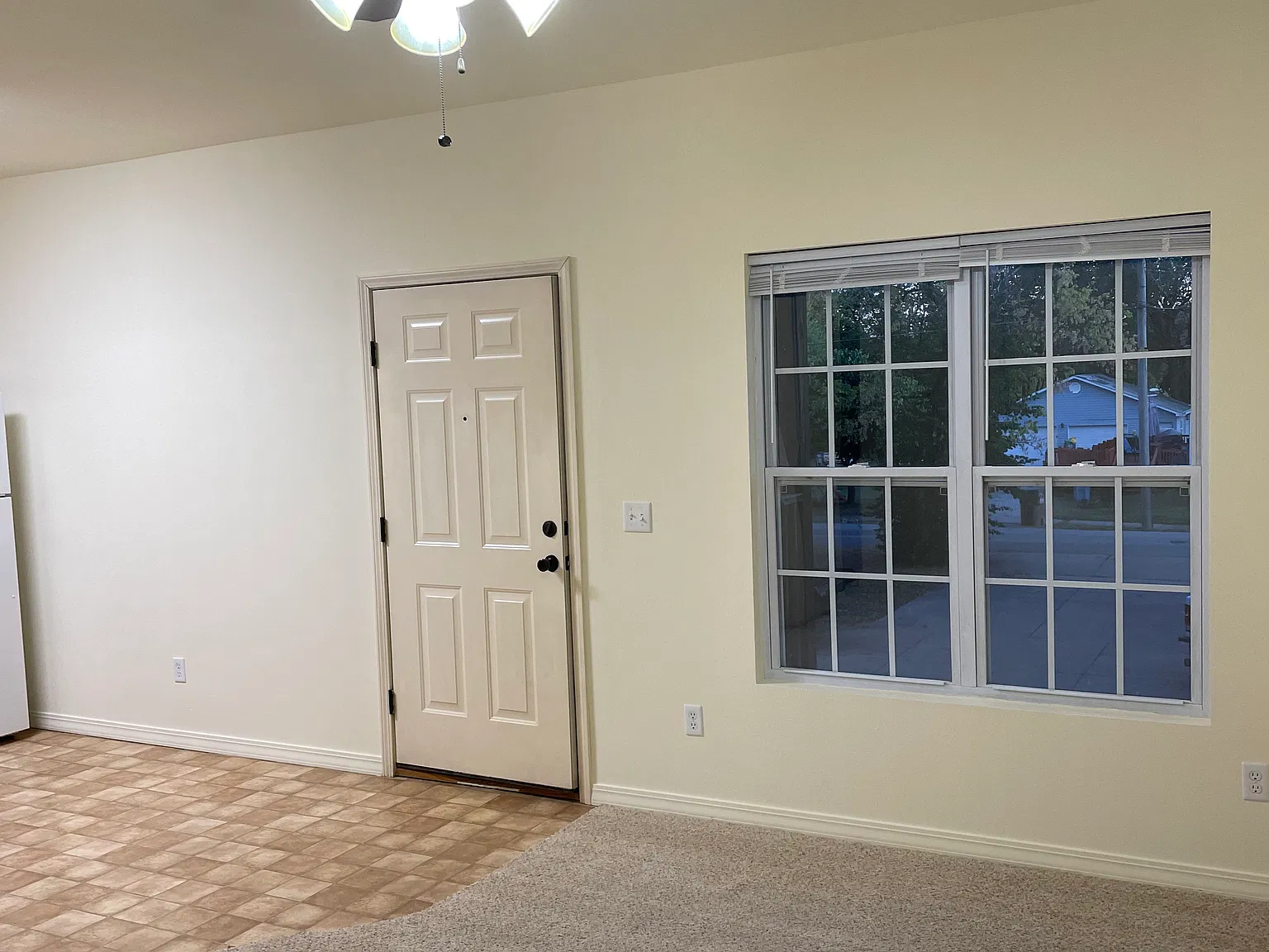 2 bed, 770 sqft, $775 — Photo 3