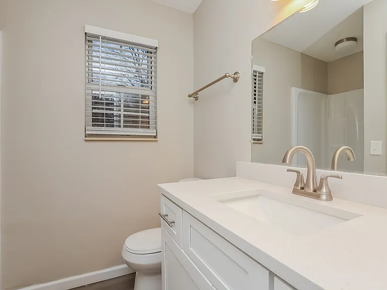 1409 Woodchimes Ct — Photo 11