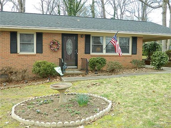 2nd image of 1607 Cecelia Dr