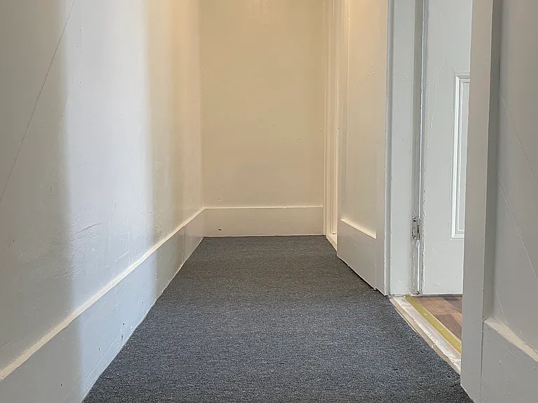 17-19 Hanson St #17.5 — Photo 16