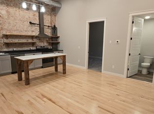 218 N Locust St #205, Grand Island, NE 68801
