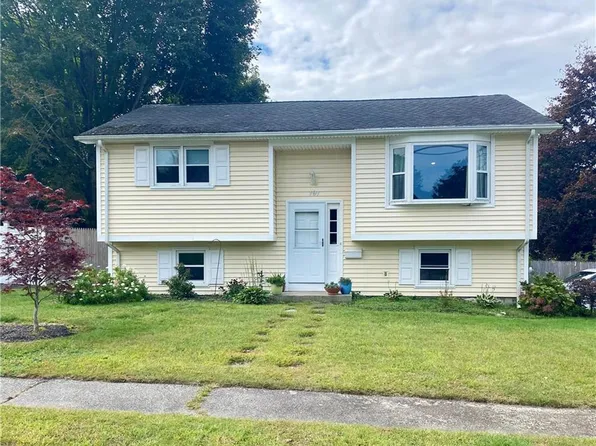 191 Armstrong Ave, Warwick, RI 02889
