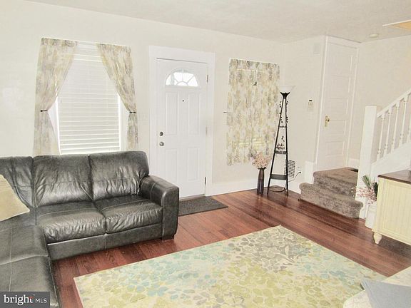5th image of 2120 Lancaster Ave