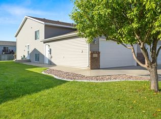 1027 42nd Ave W, West Fargo, ND 58078
