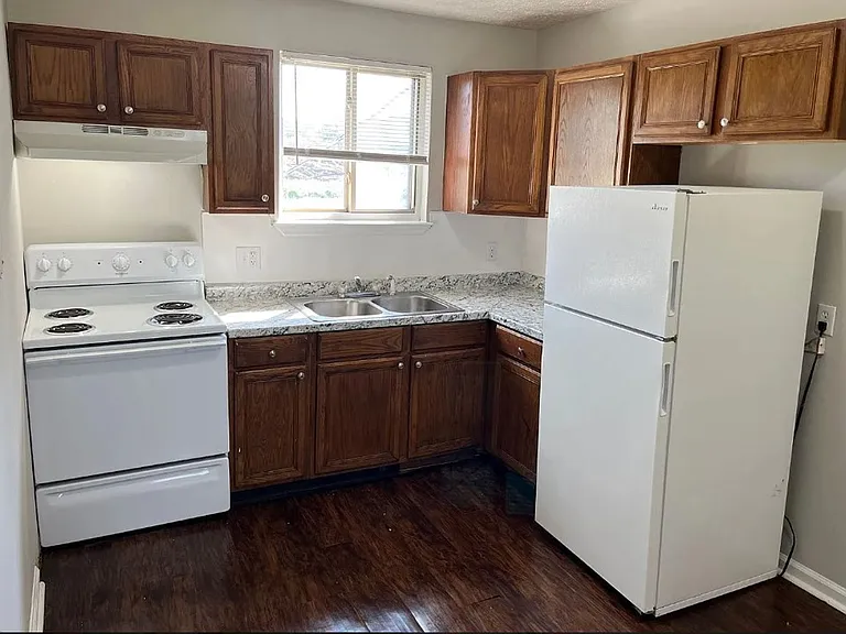 The Flats at 1200 — Photo 7
