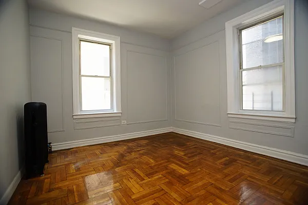 Rented by Norman Raindel, LREB | media 14