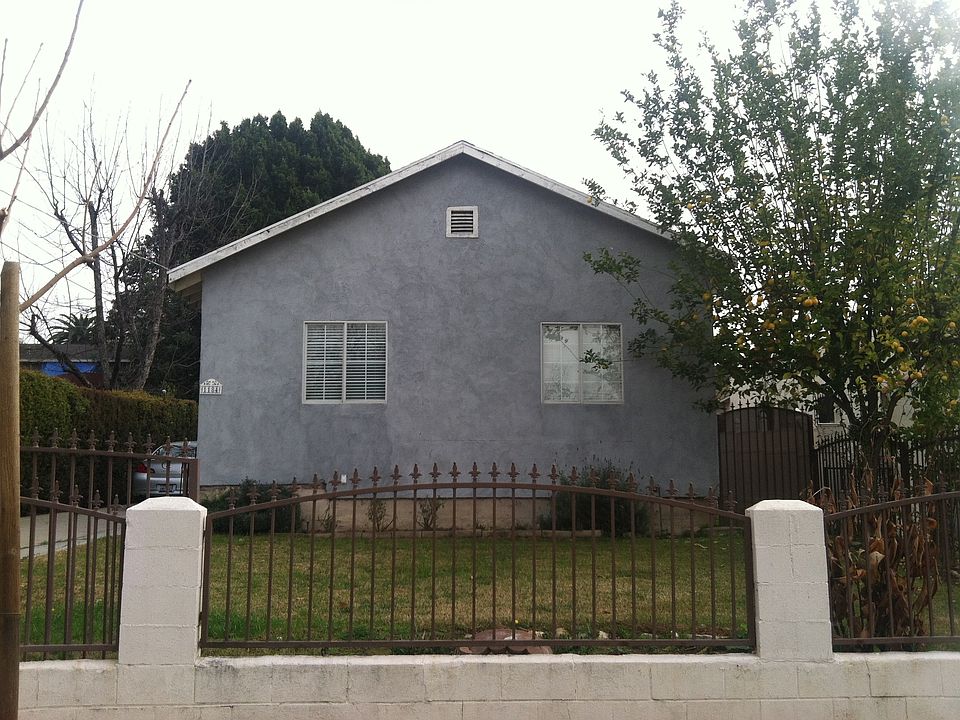 1st image of 1184 Glen Ave