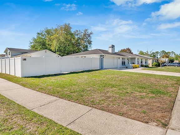 3rd image of 15810 Sea Oats Pl