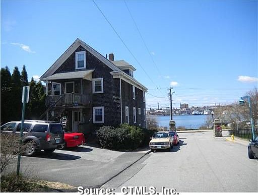 2nd image of 300 Thames St