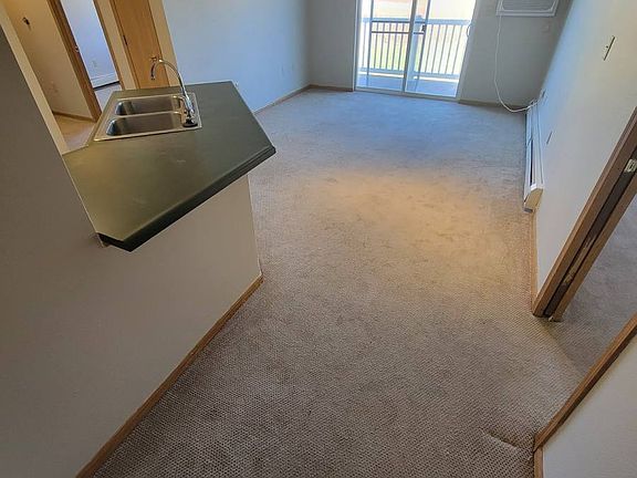 5th image of 400 13th Ave NW Unit 11