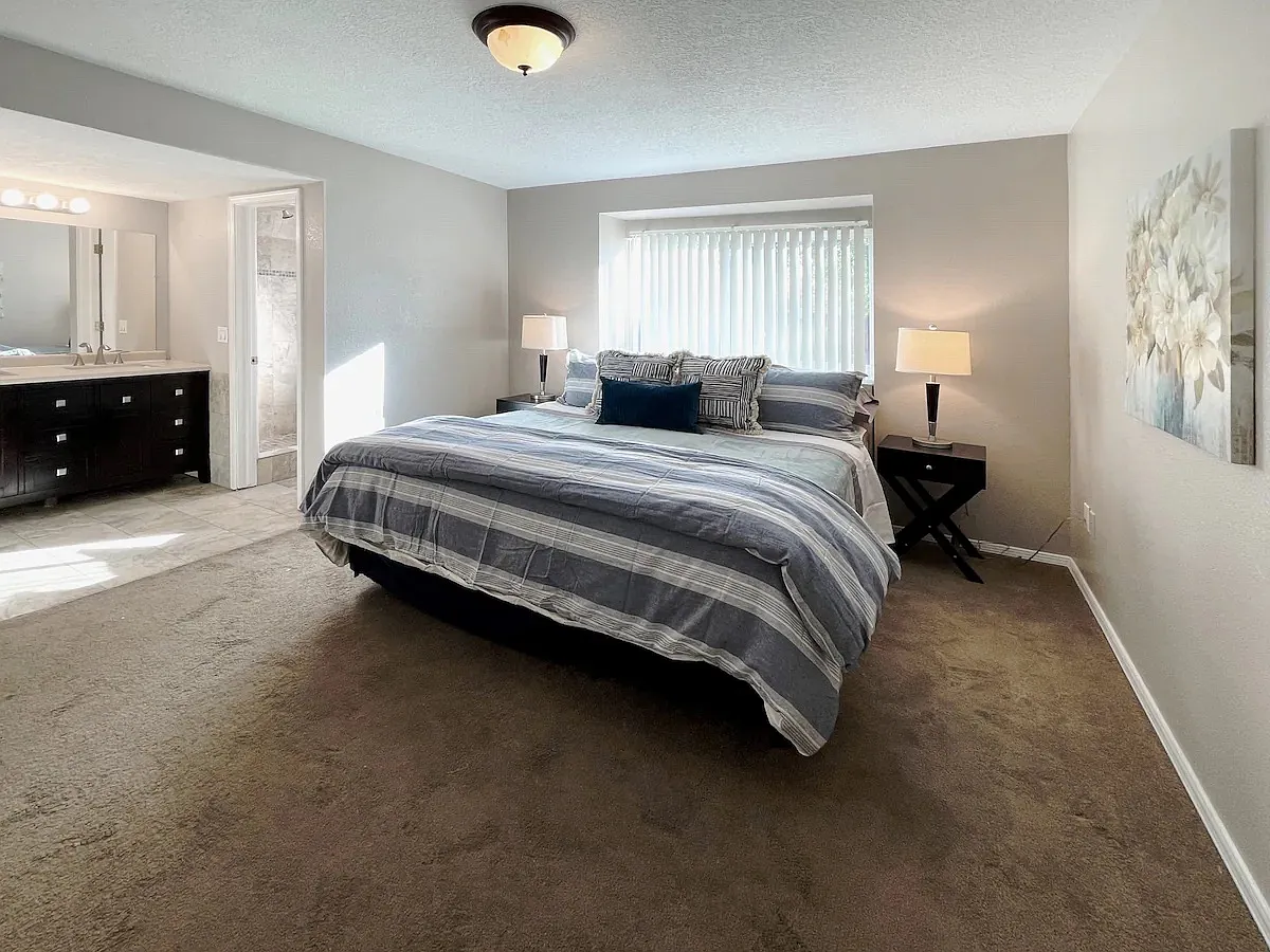 3 bed, $2,500 — Photo 2
