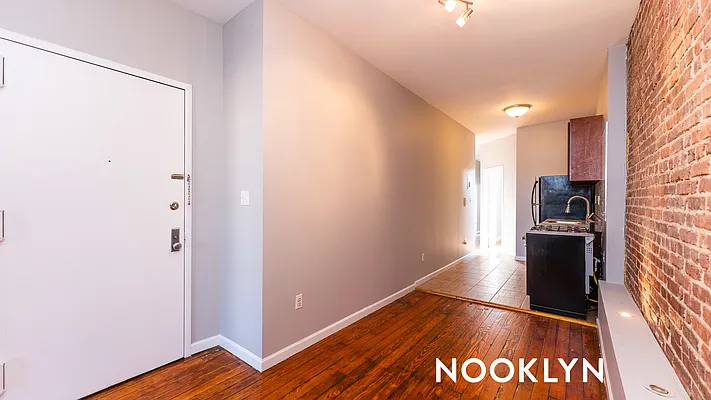 Rented by Nooklyn NYC LLC | media 4
