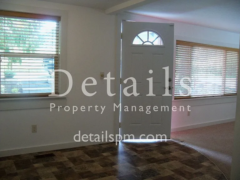 12203 Schold Rd NW — Photo 2