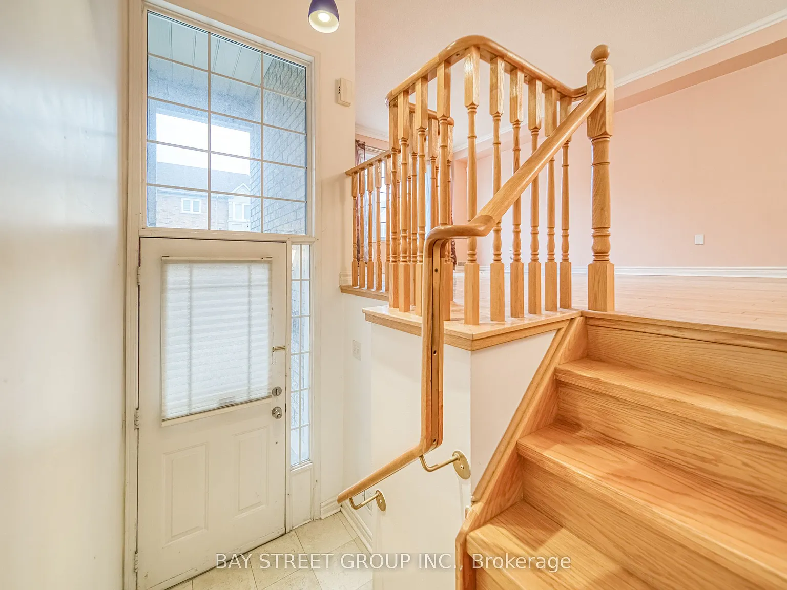 4 bed, $3,550 — Photo 2