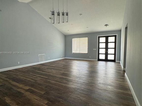 3rd image of 17101 SW 64th Ct