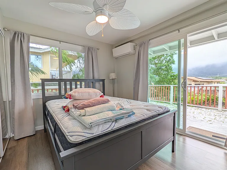41-30 Hinalea St #A — Photo 4