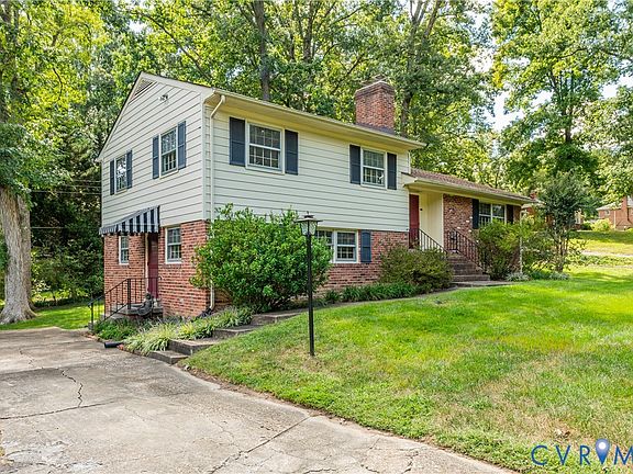 3rd image of 7803 Lycoming Rd