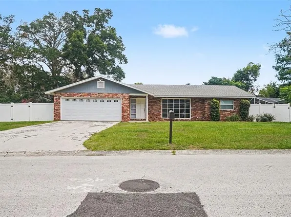 2135 NE 6th Pl, Ocala, FL 34470