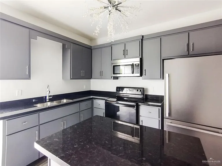 1001 N Maryland St #2 — Photo 5