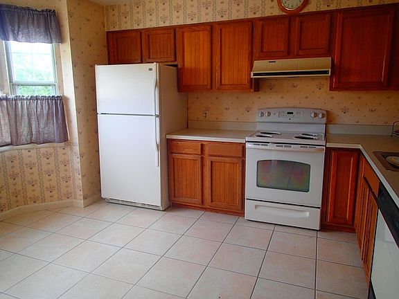 Refridgerator, stove and dishwasher.