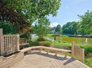 509 Birkdale Ct, Yorktown, VA 23693