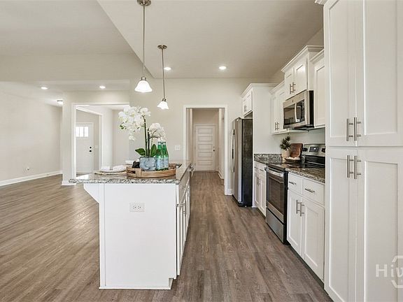 5th image of 225 Alcovy Circle